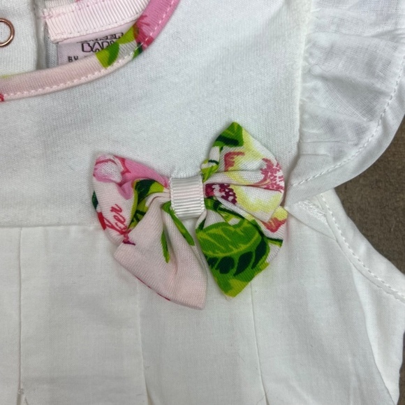 Baker Baby by Ted Baker Bodysuit Dress in White with Floral Trim Sz 0-3M - Picture 5 of 7